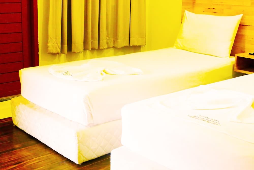 Maafushi Village - View 15