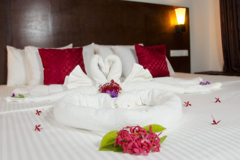 Lagoon View Maldives - View 8