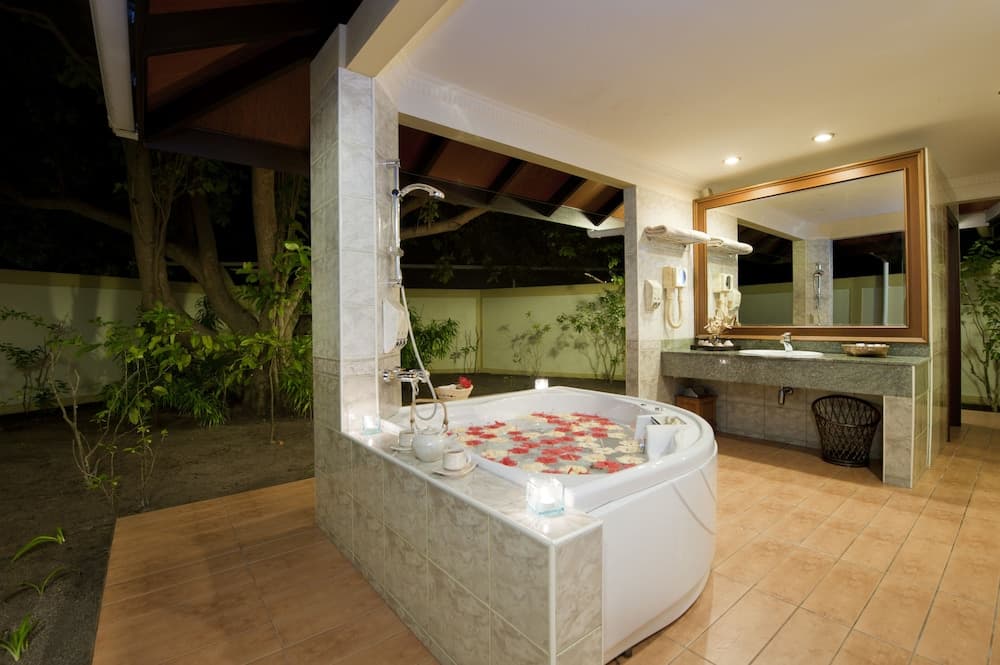 Royal Island Resort & Spa - View 39