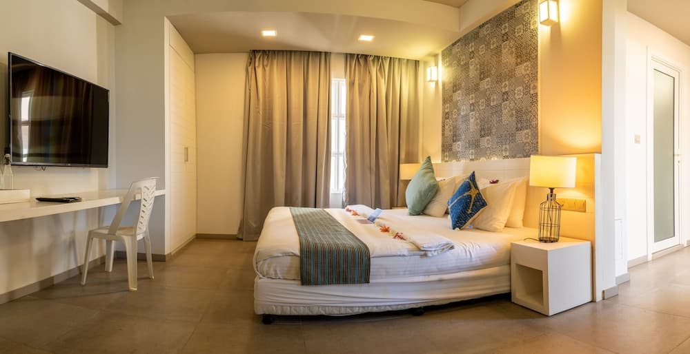 Velana Beach Hotel Maldives - View 16