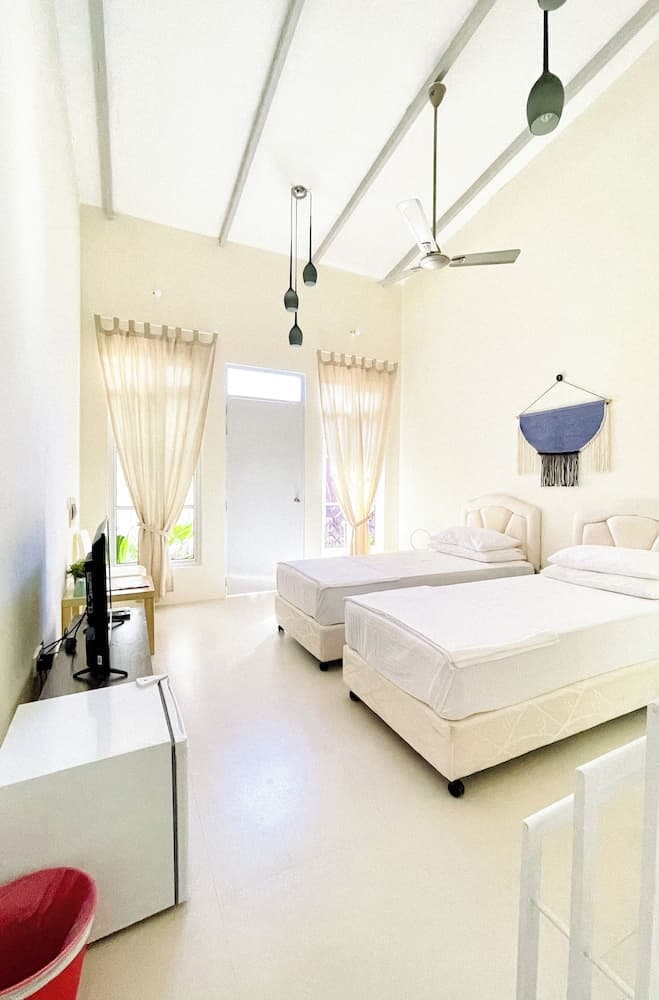 Three Hearts Guesthouse - View 77