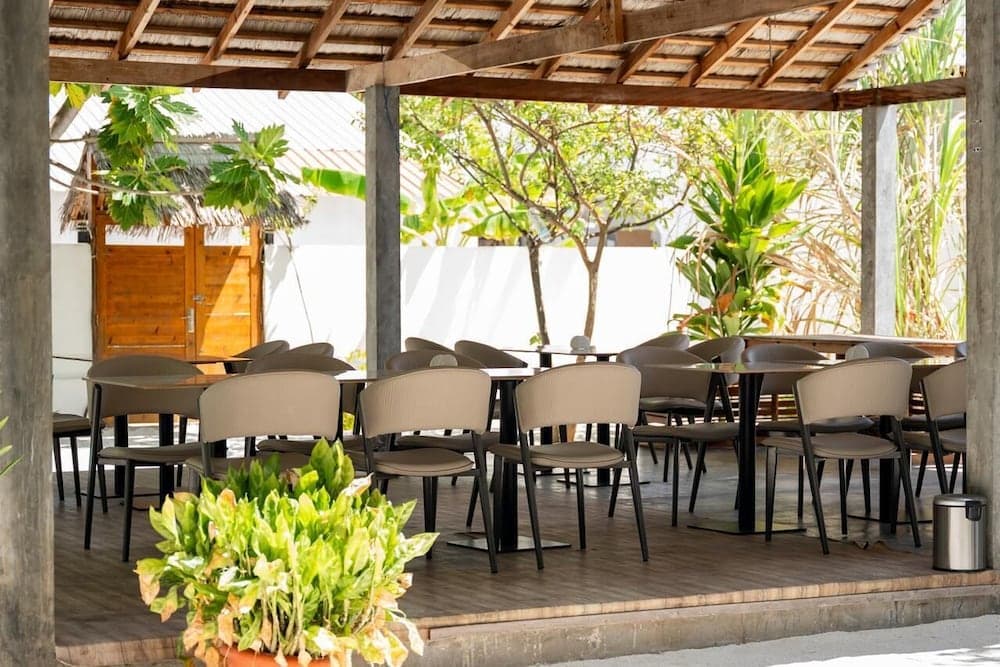 Navaya Dhiffushi - View 17