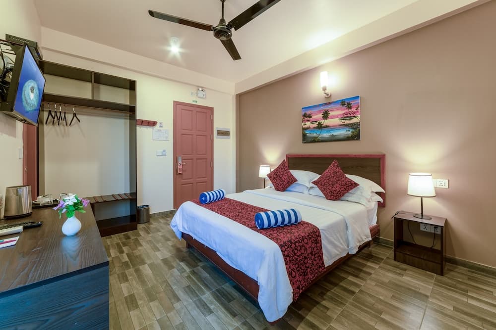 Paguro Beach Inn - View 7