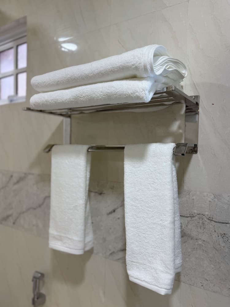 Breeze Haven Surf Retreat - View 10