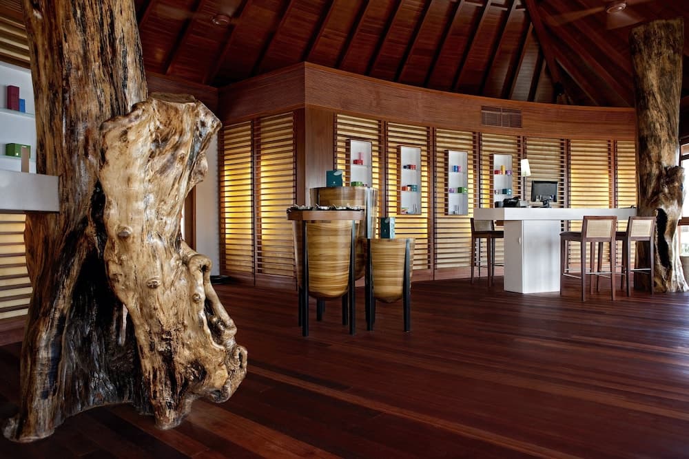 Constance Halaveli - View 76