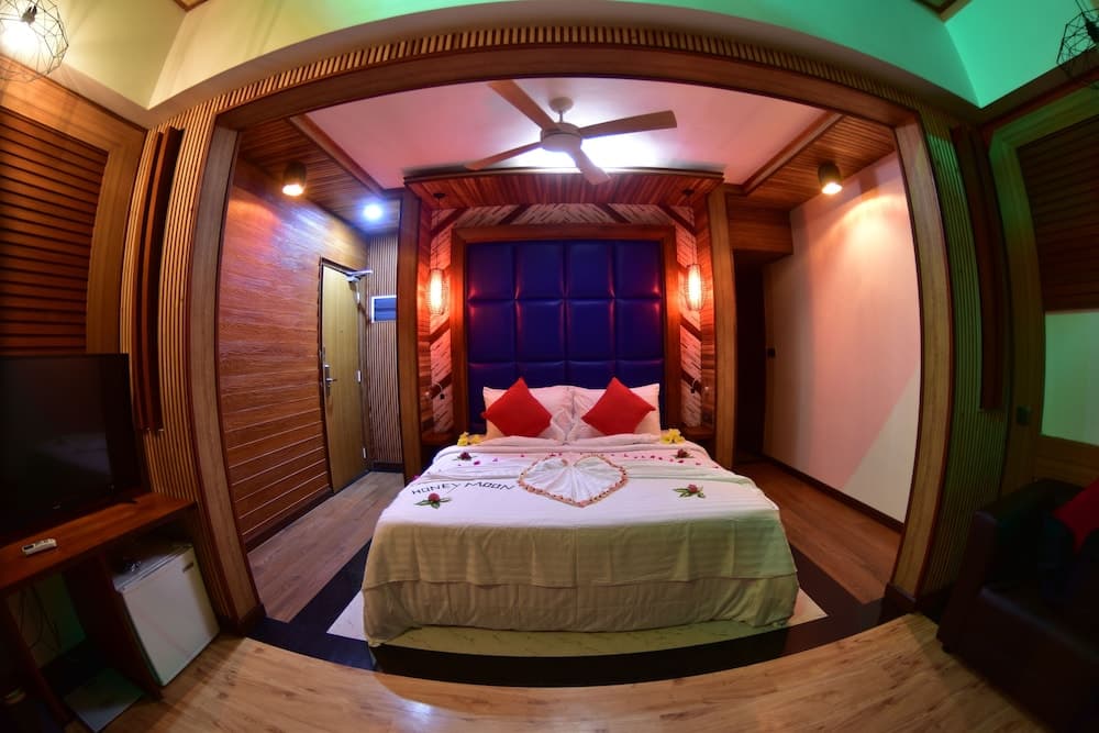 Millennium Island Residence - View 4