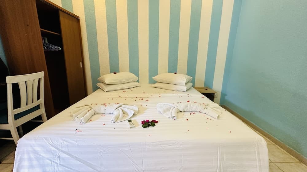 Midsummer Thulusdhoo - View 16