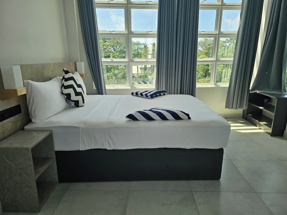 Shams Thoddoo - View 11