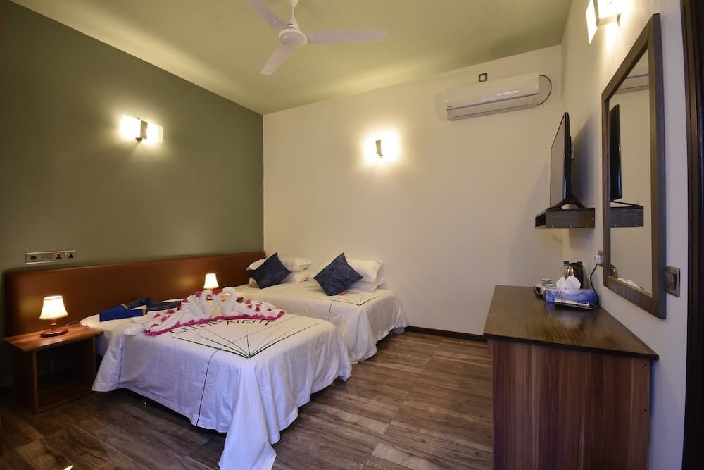 Island Home Ukulhas - View 5