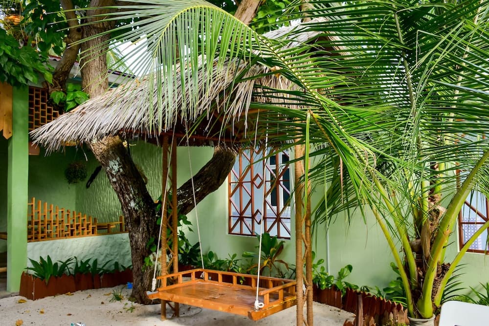 Medhufaru Inn - View 12