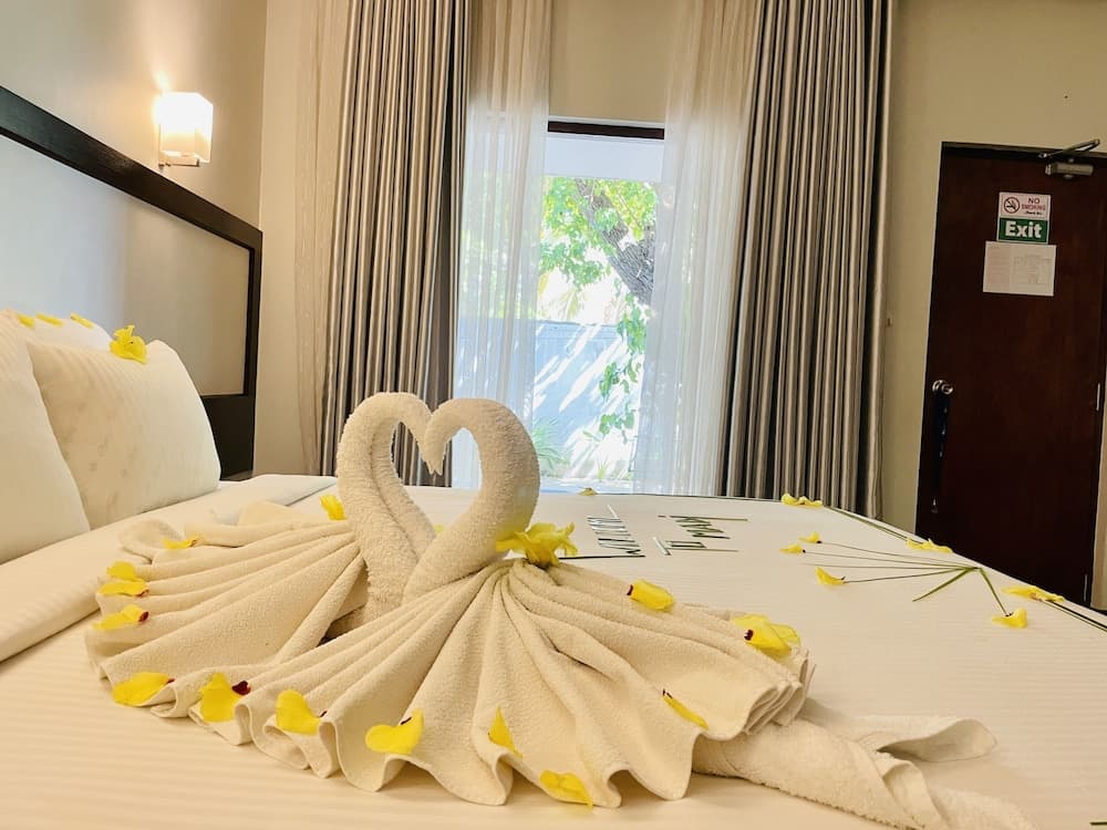 Madi Finolhu Guesthouse - View 2