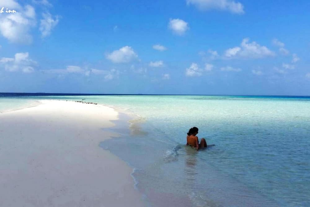 Adroit Beach Inn - View 219