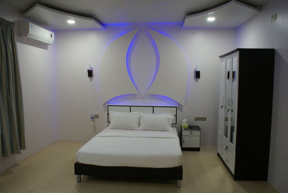 Hulhudheli Inn - View 12