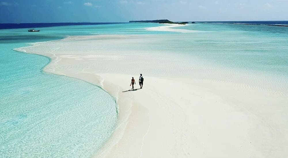 Tides Dhigurah - View 18