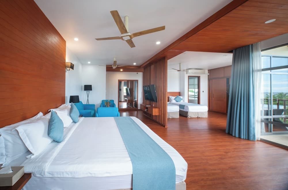Araamu Hotels Maldives - View 39