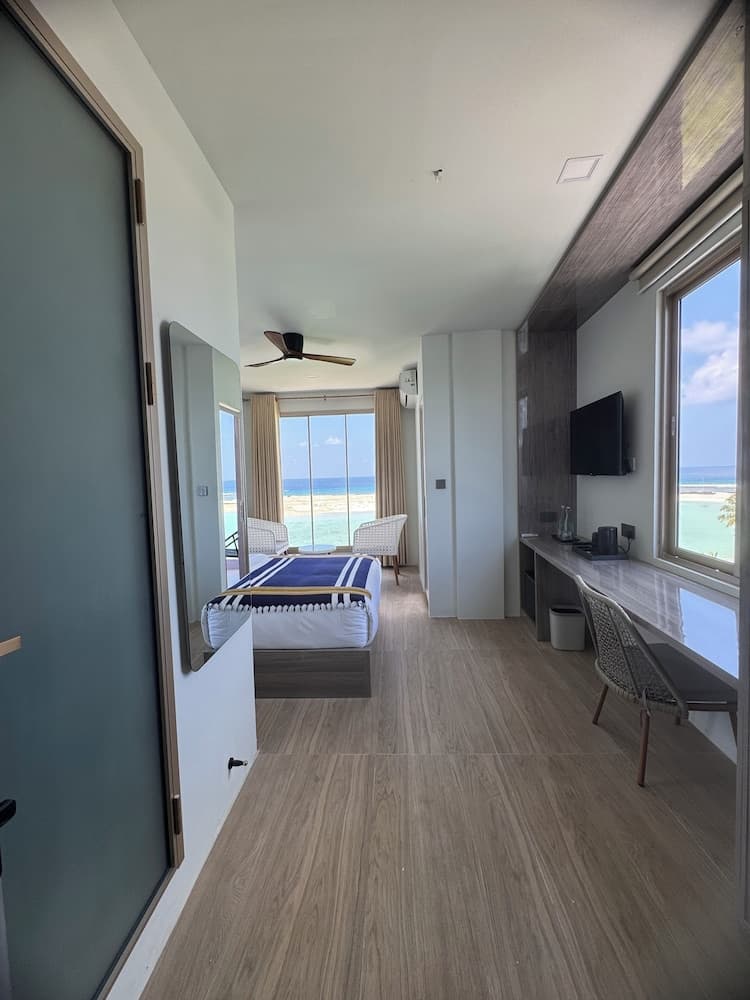 Avyanna Gulhi Beach - View 6