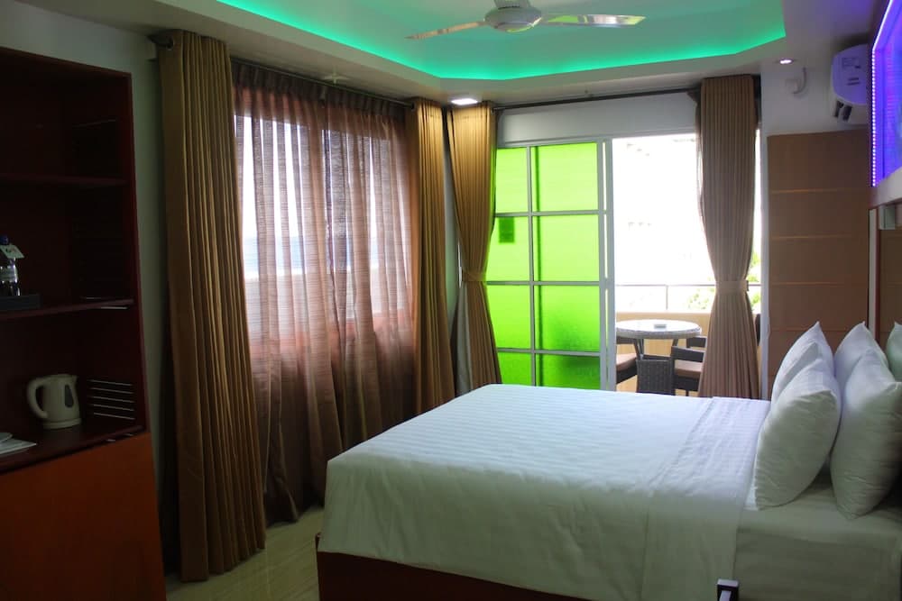 Six In One - View 43