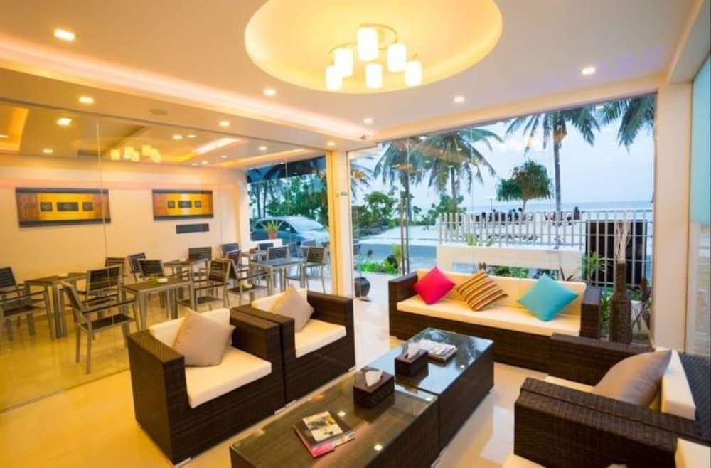 Whiteharp Beach Inn - View 2