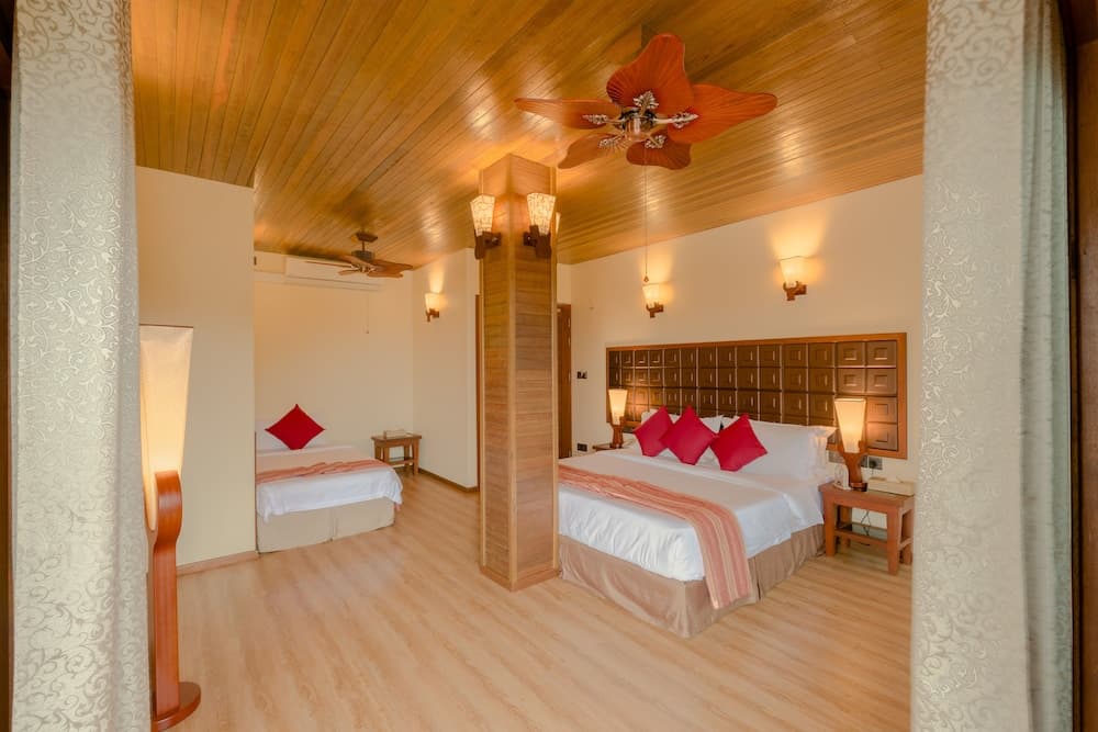 Araamu Hotels Maldives - View 31