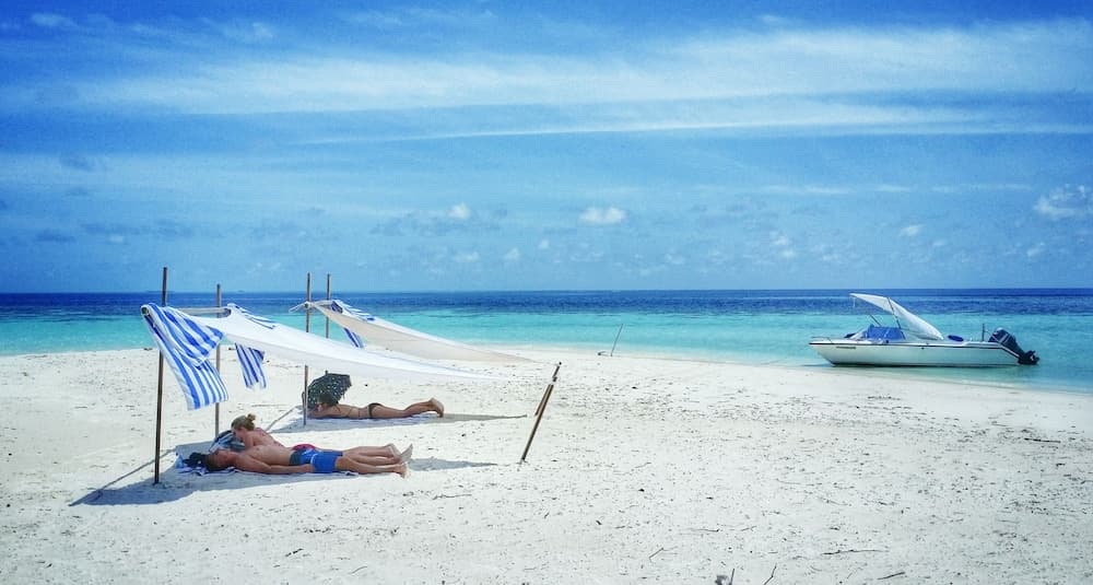 Noovilu Suites Maldives - View 14