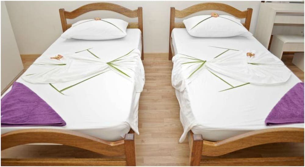 Fulidhoo Laperla Guesthouse - View 5