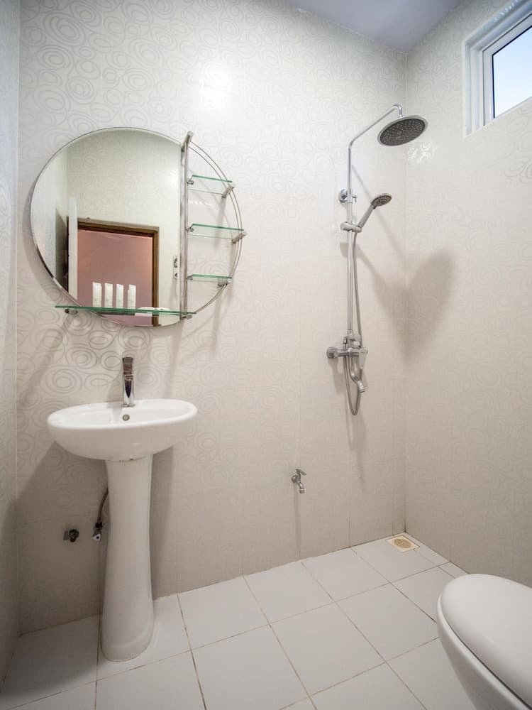 South Ari Dive Center - View 22