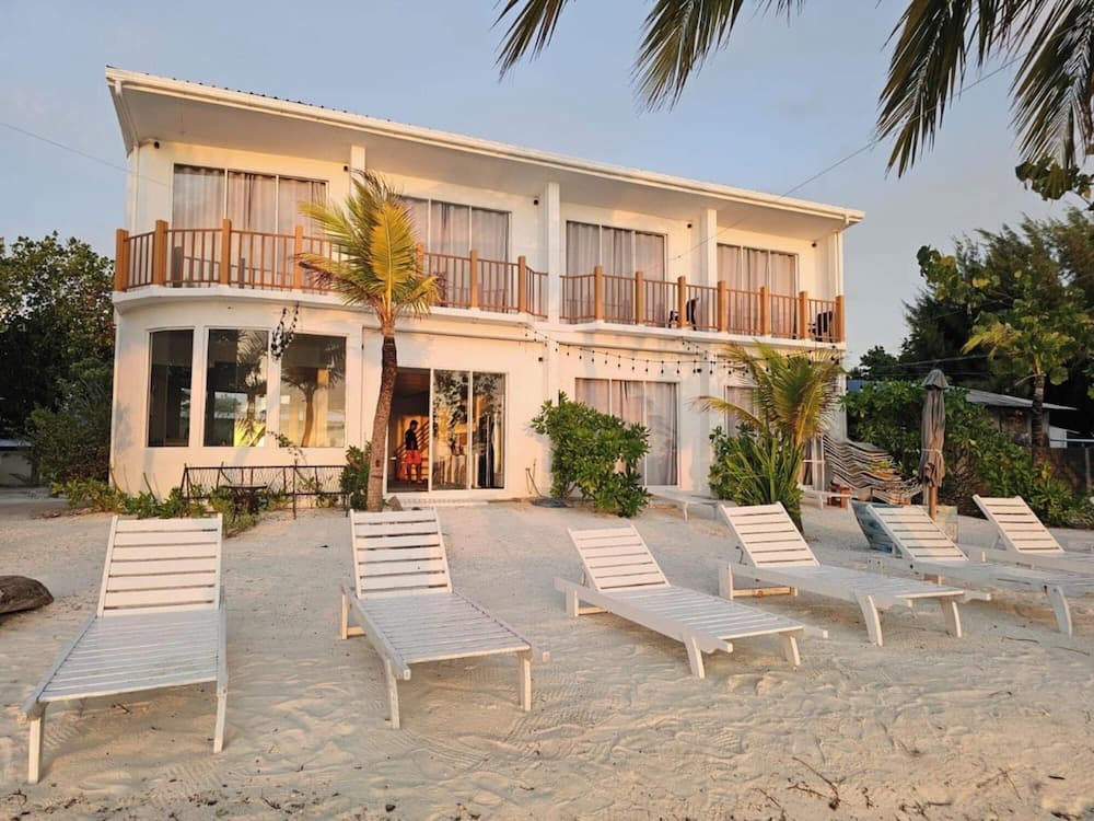 The Sunset Villa - View 25