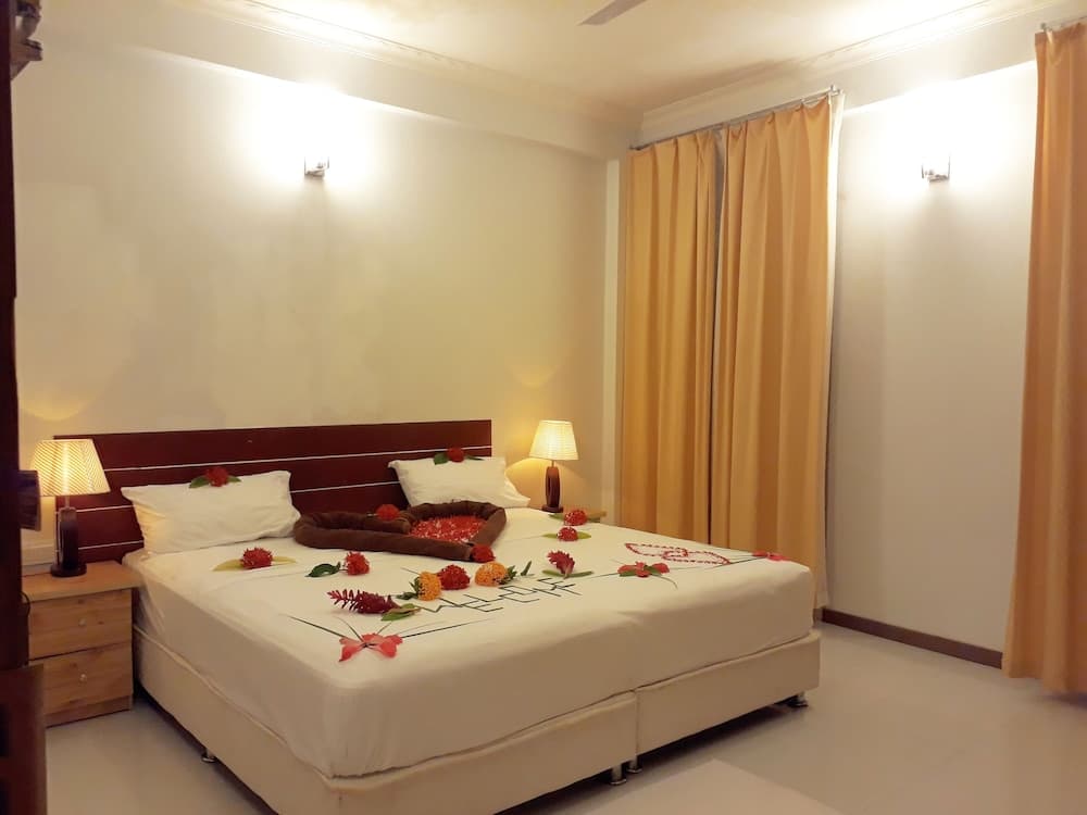 Rasdhoo Sea View - View 13