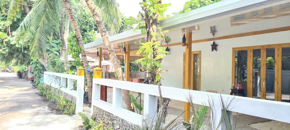 Beach Star Maldives - View 28