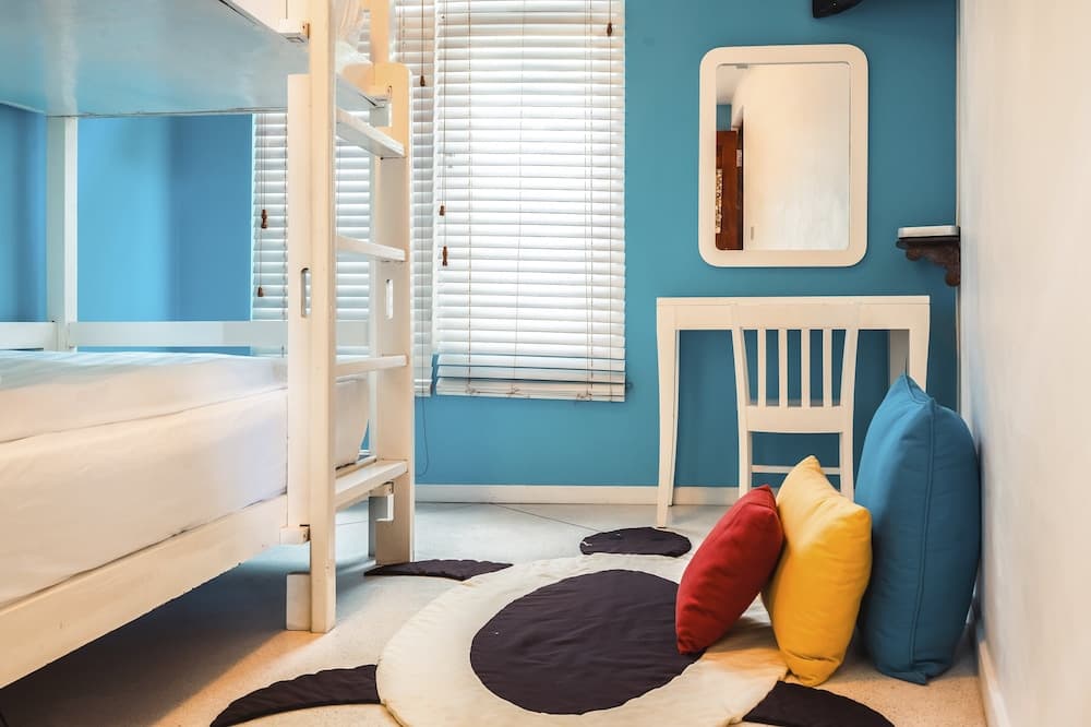 Constance Halaveli - View 99