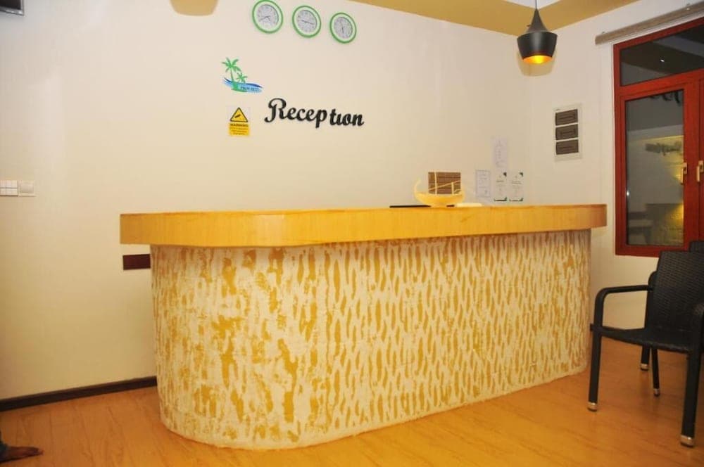 Palm Rest - View 11