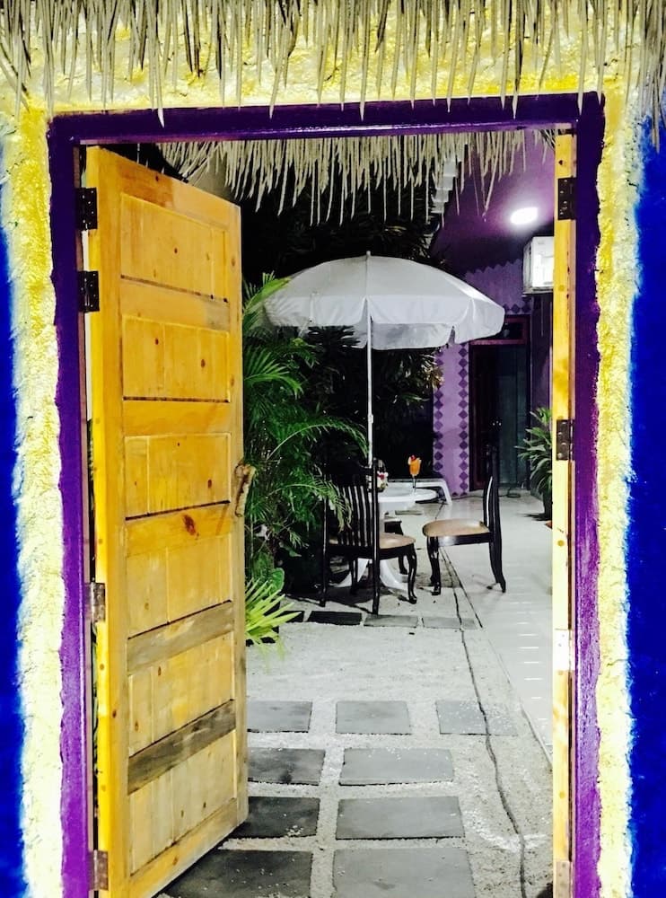 Sunset Holidays - View 11