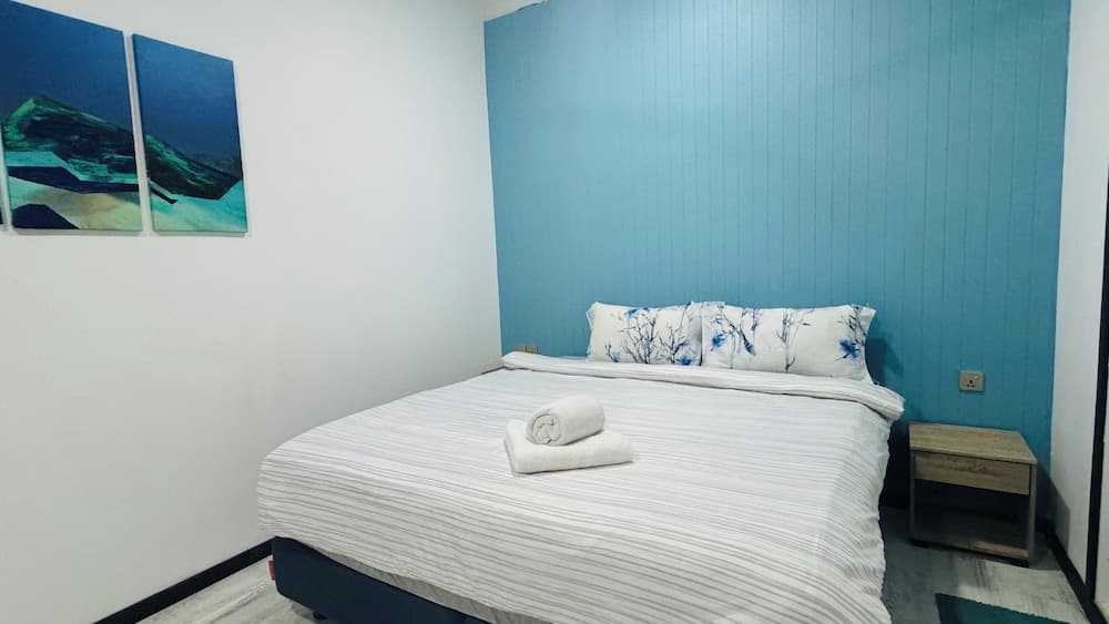 Wave Crest Retreat - View 24