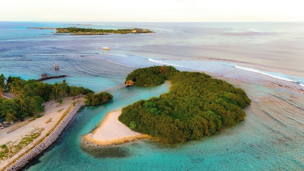 Azaya Beach Maldives Thulusdhoo - View 7