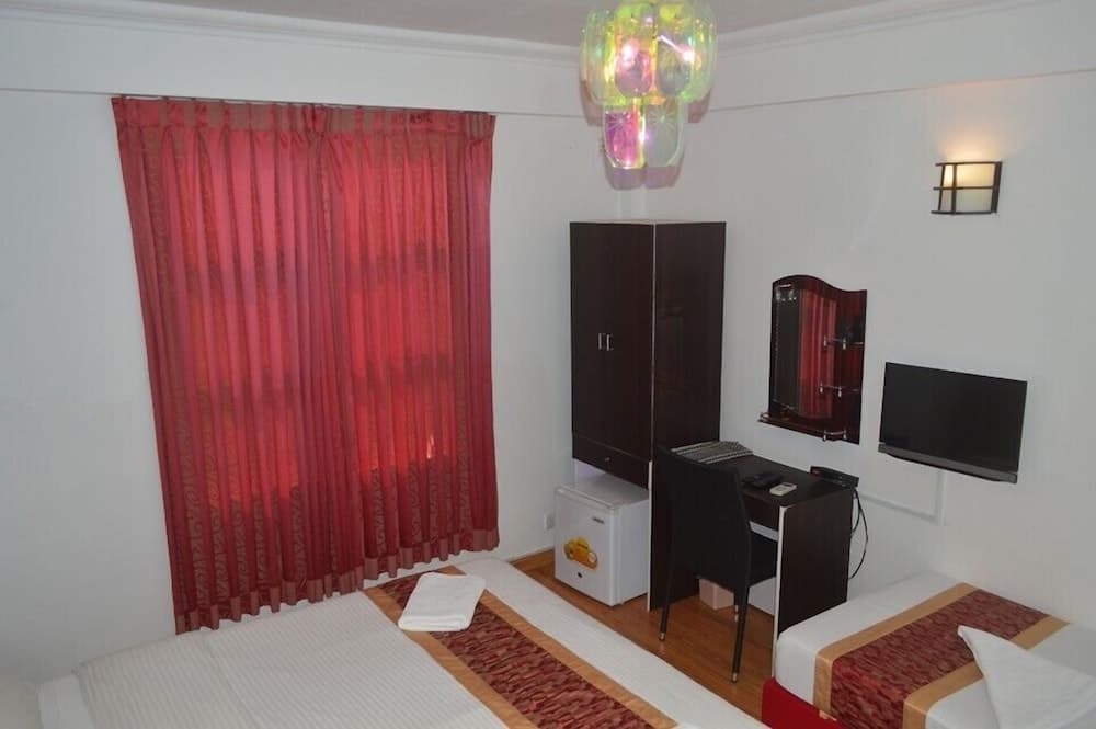 G10 Beach Inn - View 5