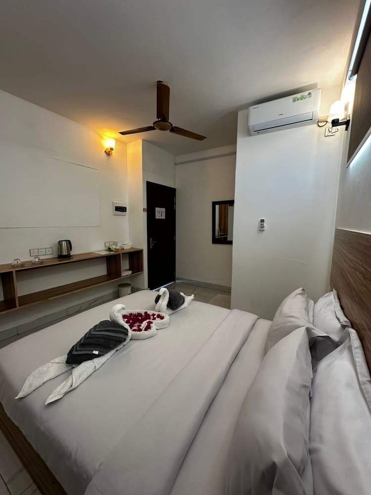 KANBULO House Maldives - View 3