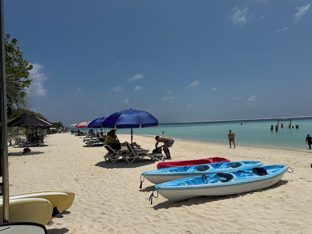 Avyanna Gulhi Beach - View 30