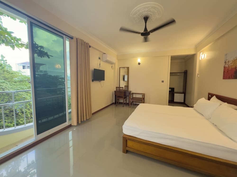 Noah Private Beach House - View 9