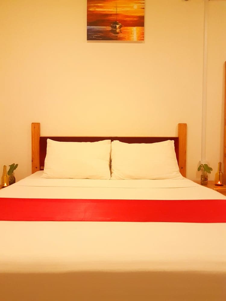 ZeeStar Inn - View 11