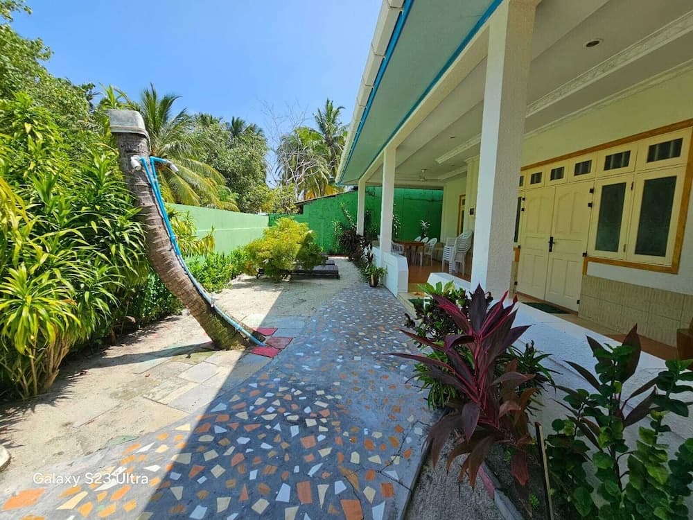 Kuri Himandhoo Inn - View 19