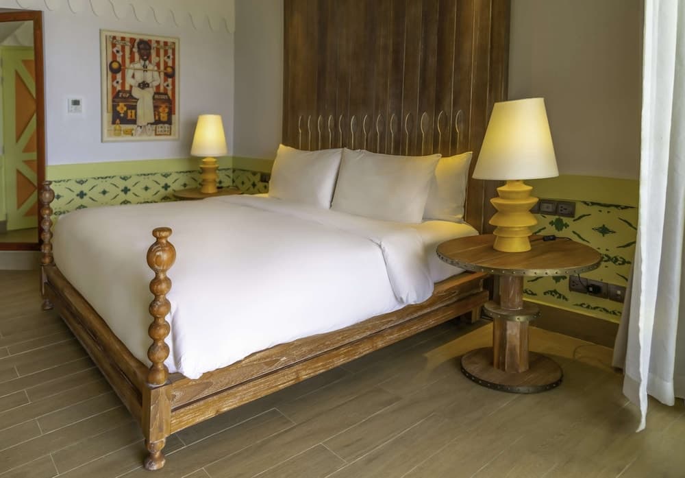 SAii Lagoon Maldives, Curio Collection by Hilton - View 20