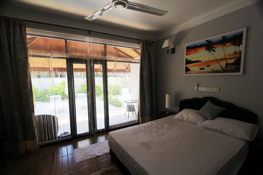 Local Island Inn - View 2