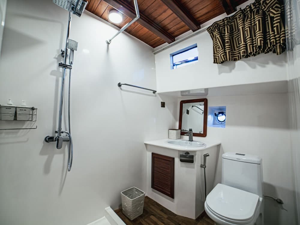 Akoya Pearl - View 6