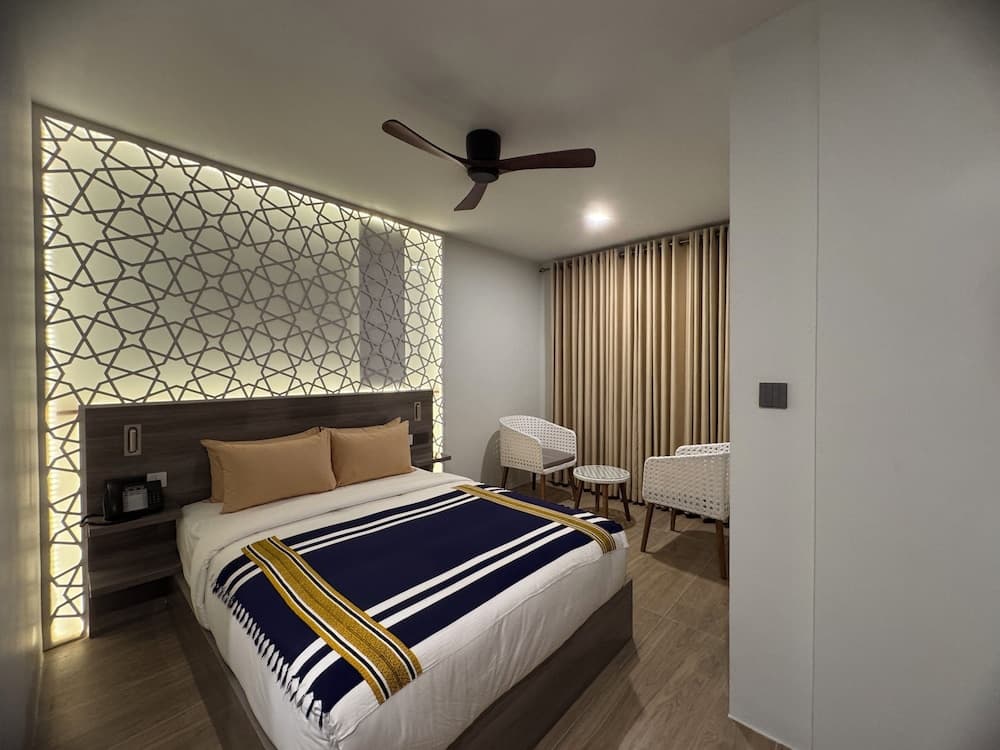 Avyanna Gulhi Beach - View 56