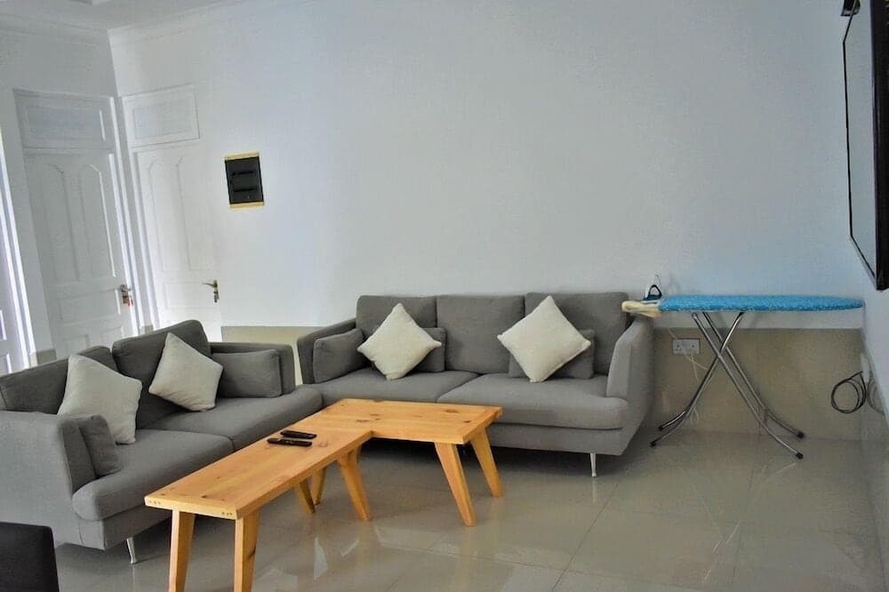 Explore Island Inn - View 5