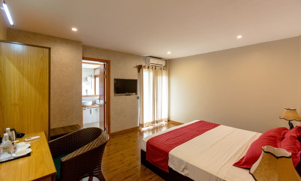 West Sands - View 14