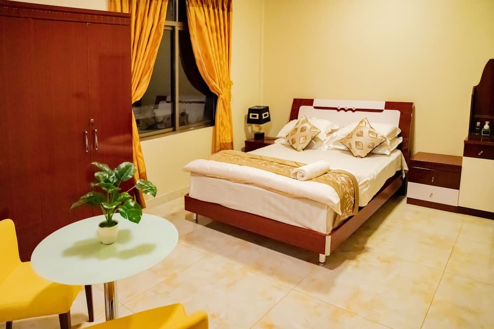 Ekefaru Inn - View 4