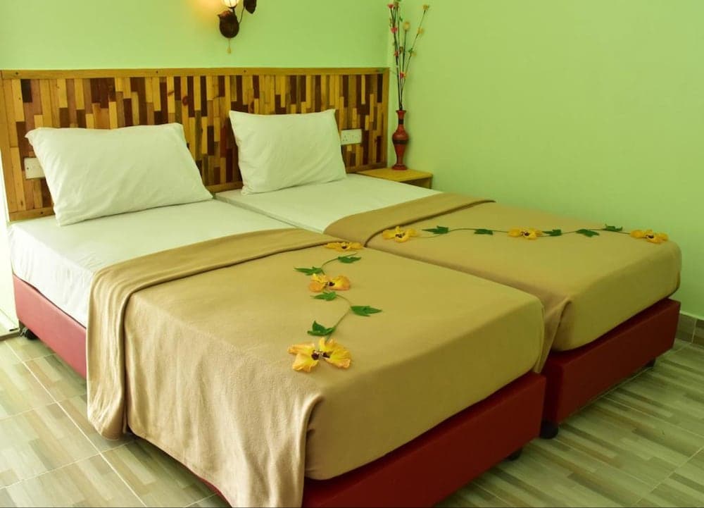 Medhufaru Inn - View 75