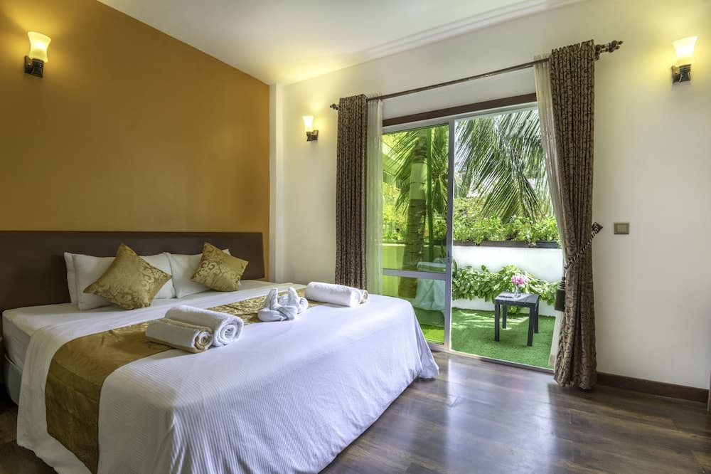 Ostrov Beach - View 60