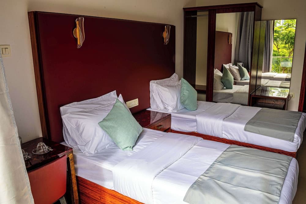 Terminal 27 - View 10